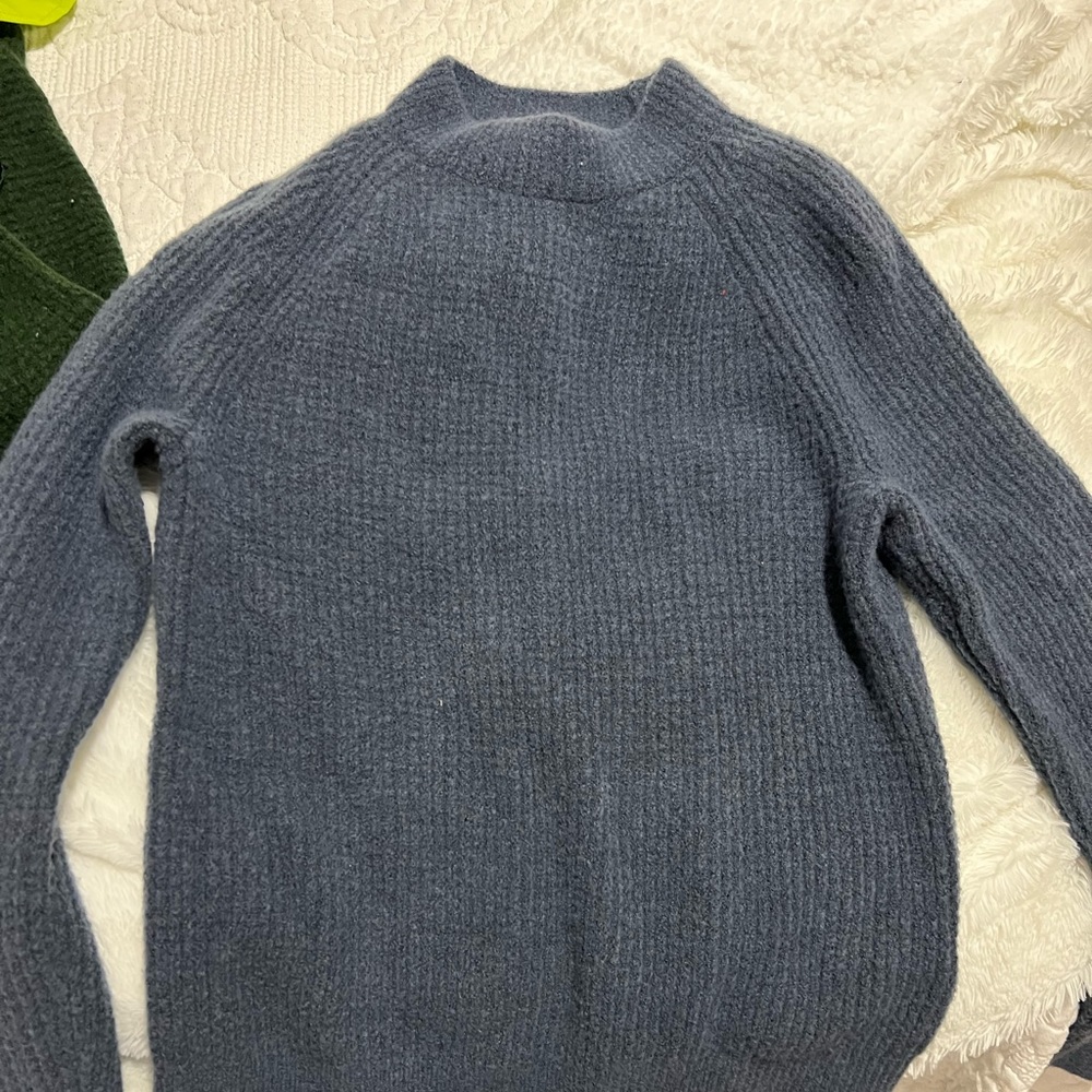 BANANA REPUBLIC ADORO MERINO MOCK-NECK SWEATER